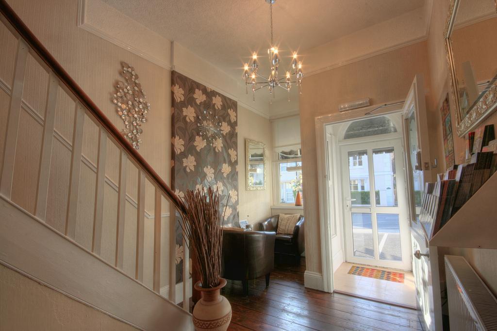 Arran Lodge B&B Торки Экстерьер фото